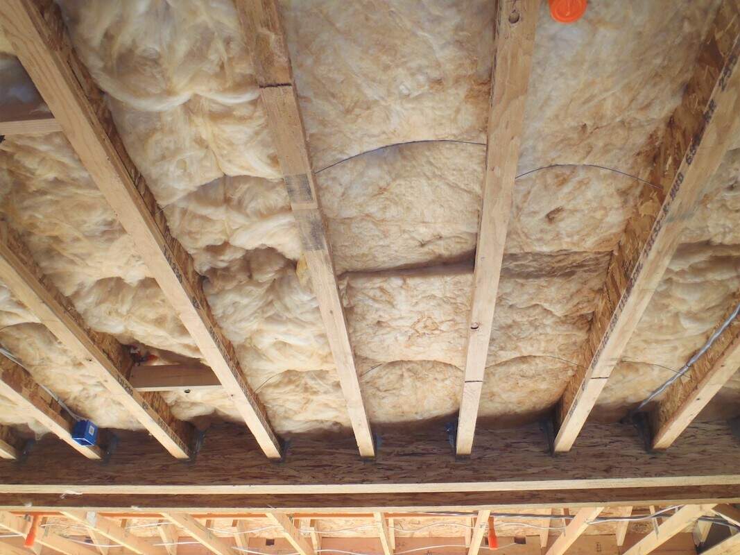 Achieving Comfort Above The Garage, How To Insulate Garage Ceiling With Room Above