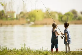 Children go fishing