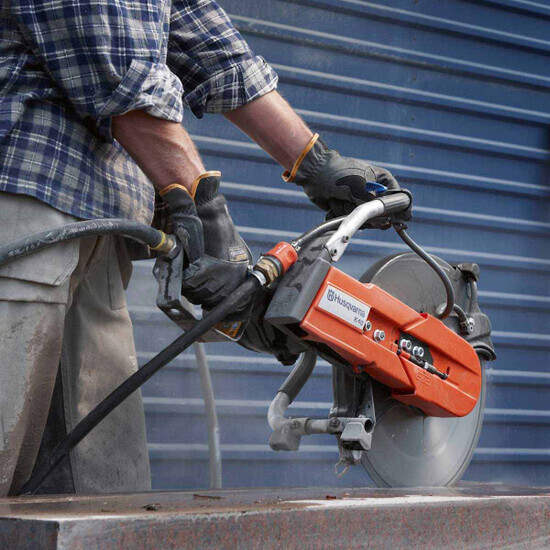 Cutting Concrete Slab with K40 Saw