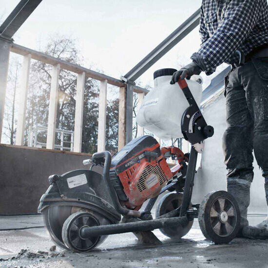 Wet Cutting Concrete with K770 Cutting Cart