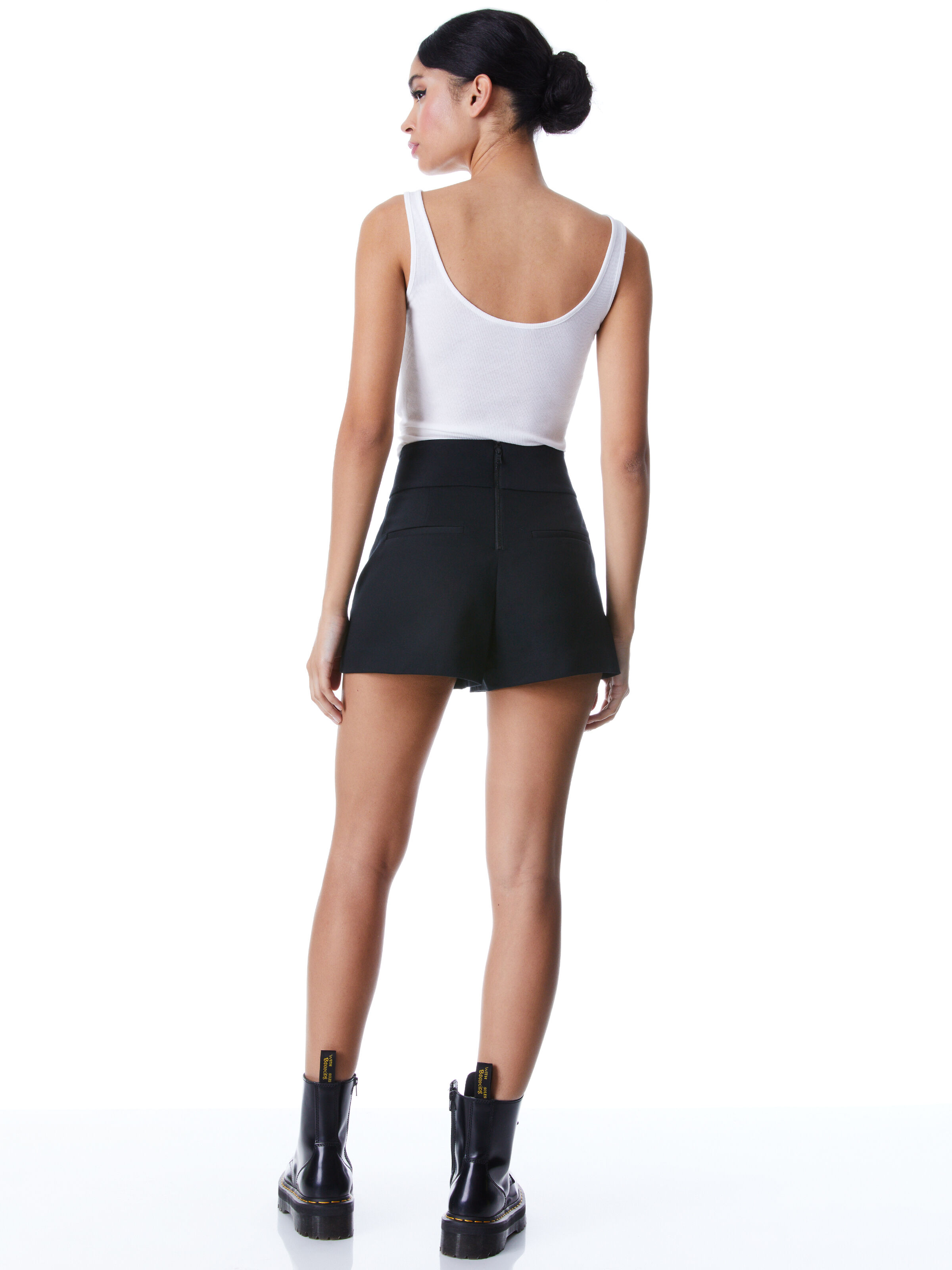 Alice and olivia leather shorts store