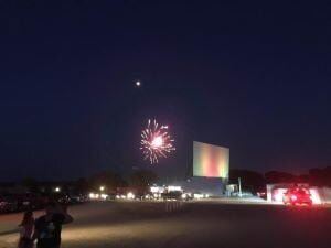 15 Drive In Movie Theaters To Check Out In Texas Aceable