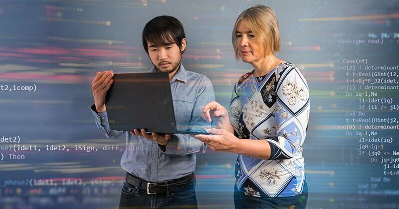 UD physicist Marianna Safronova (right) and postdoctoral researcher Charles Cheung are part of an international team that recently resolved one 40-year astrophysics puzzle where theory and data previously disagreed.