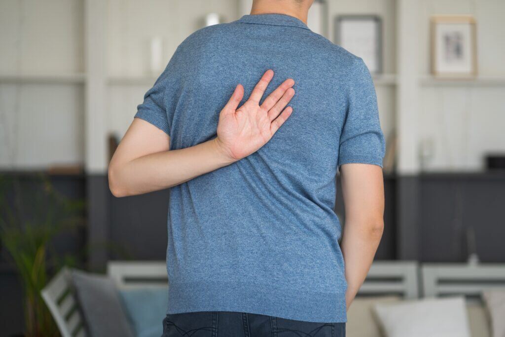 Back Pain Between Shoulder Blades - Healthcare Associates of Texas