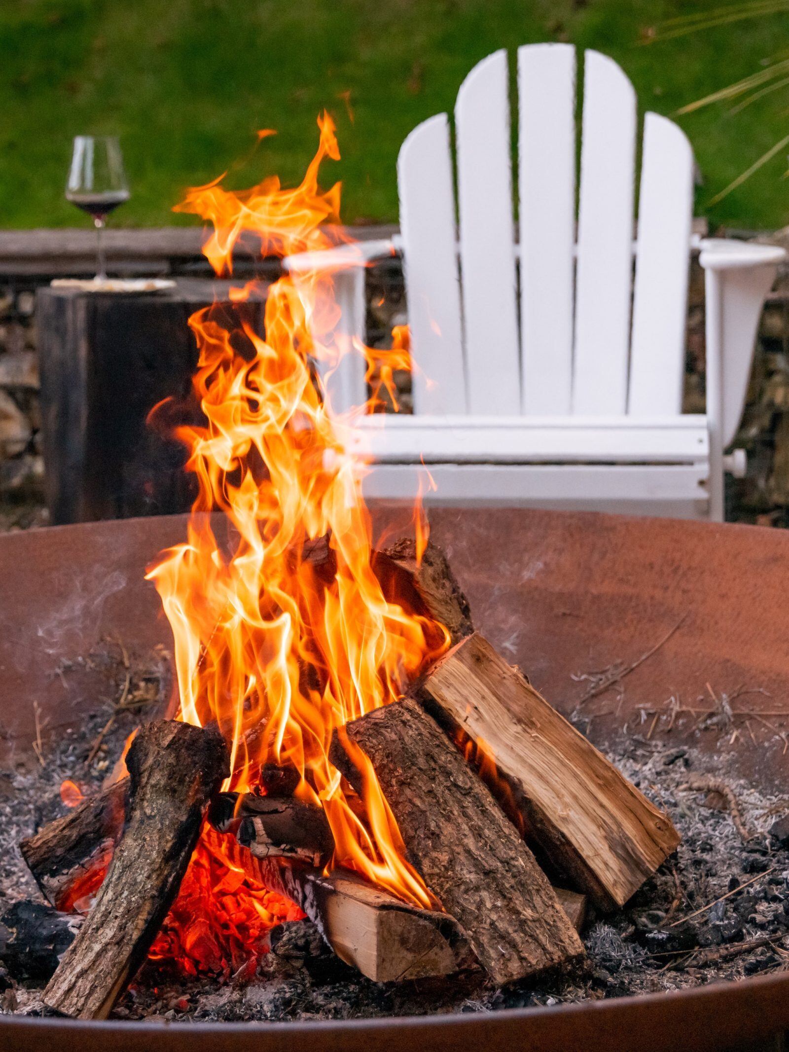Can You Use Charcoal in a Fire Pit?: Ignite Safely!