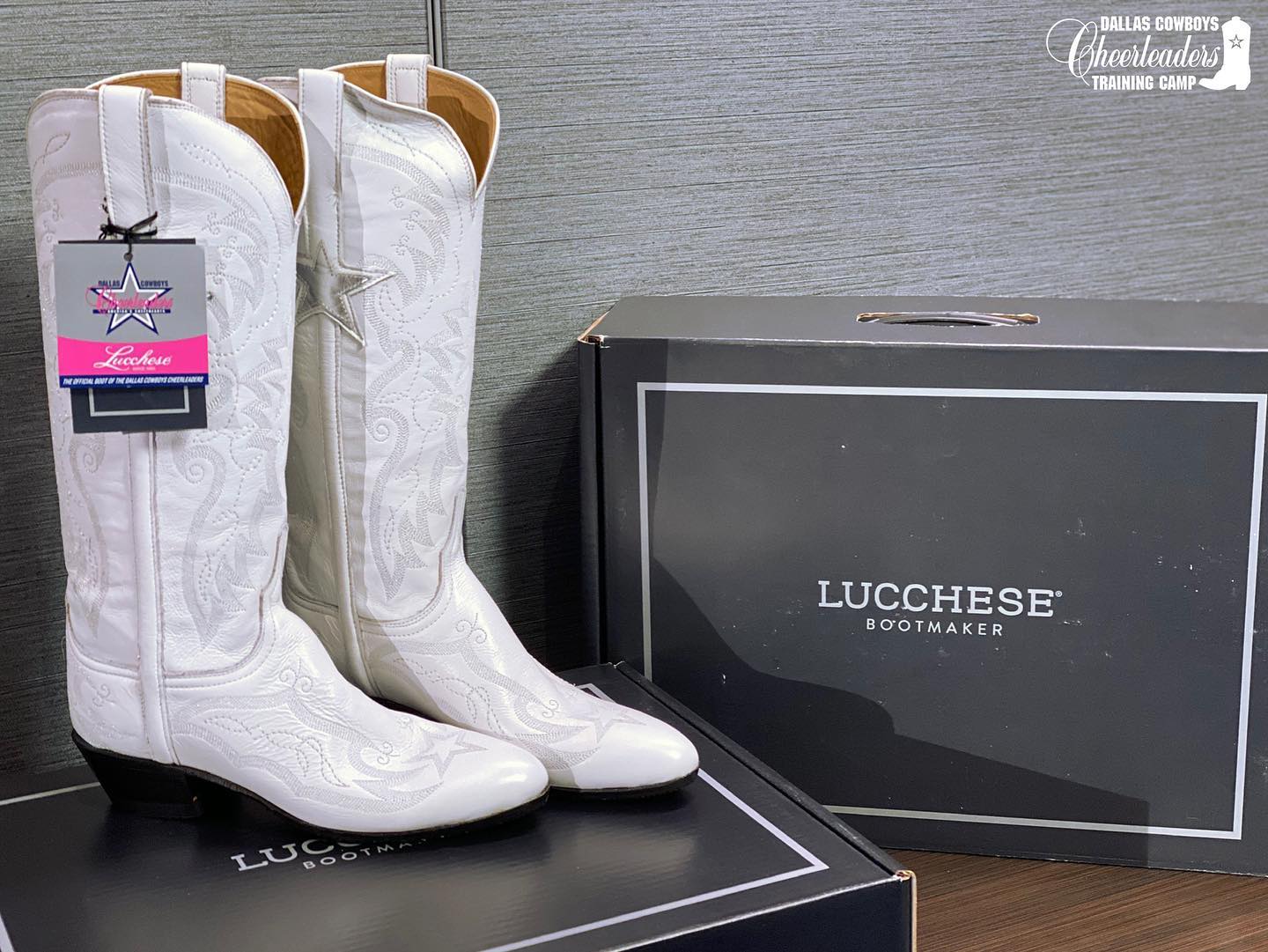 NV4009.J4 | Lucchese
