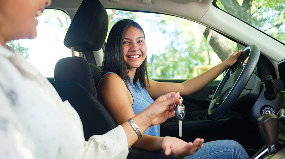 19 Safety Tips For Teen Drivers, Why Is The Seat Behind Driver Safest