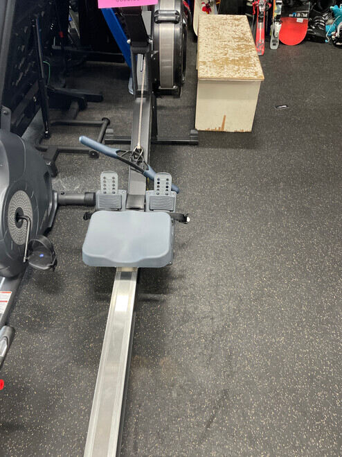 Rowing machine play it again sports best sale