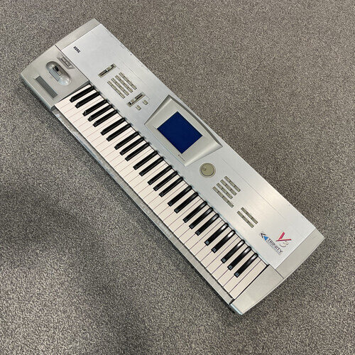 Used KORG TRINITY V3 Synthesizer