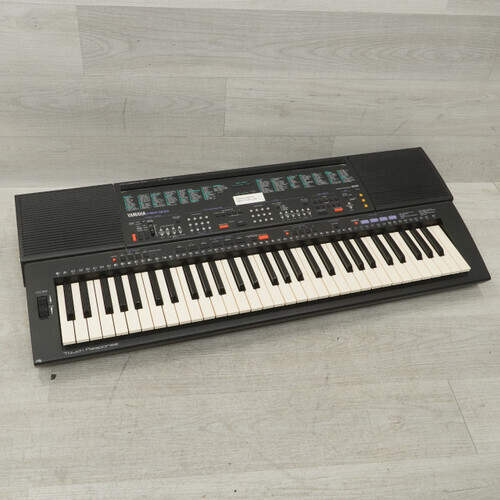 Used Yamaha PSR-500 61-key Keyboard