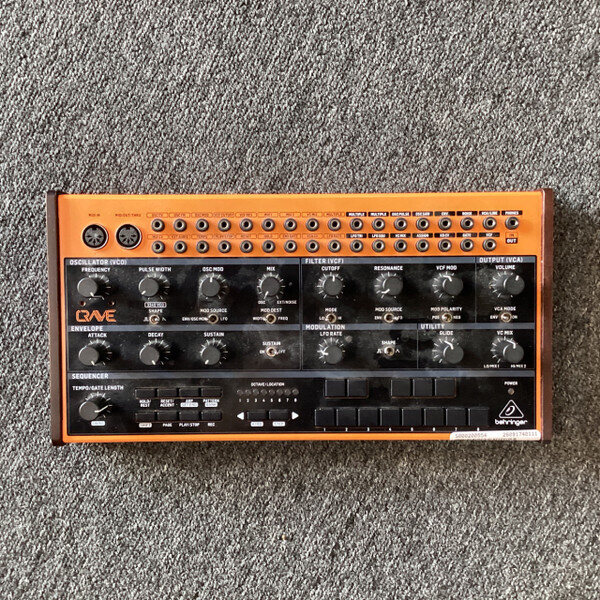 れ*ず様 【希少】Roland RA-90 リアルタイムアレンジャー 音源モジュ Used Roland RA-90 REALTIME ARRANGER Compact Synthesizer Compact