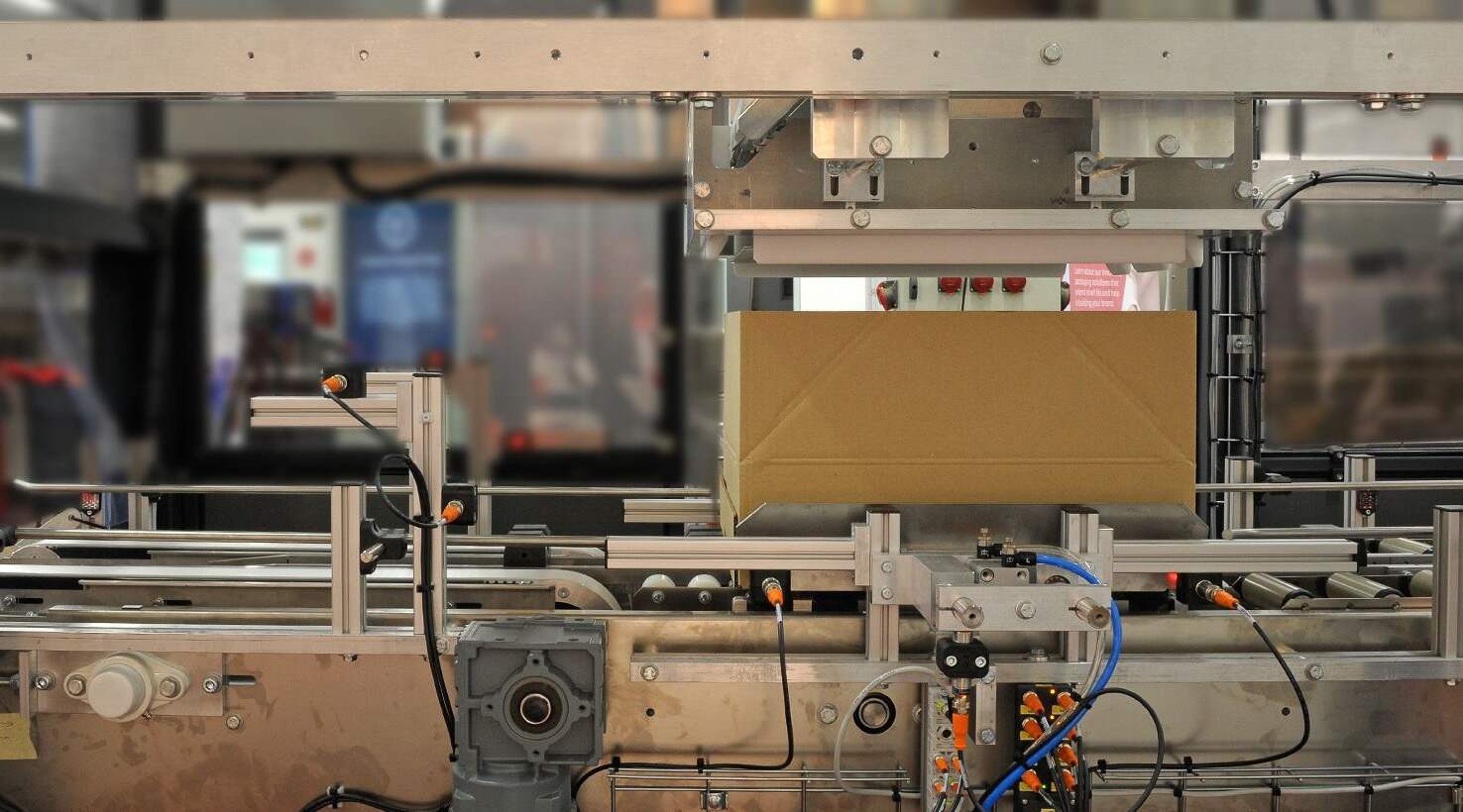Warehouse Facility Automated Packaging System