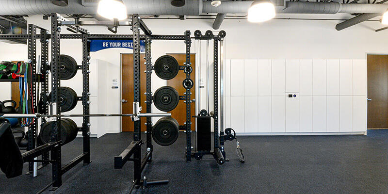 Smart-Lockers-in-Corporate-Workout-Area