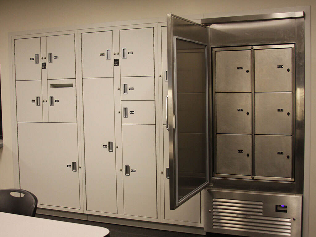 Temporary-Evidence-lockers-and-refrigerator-locker-system