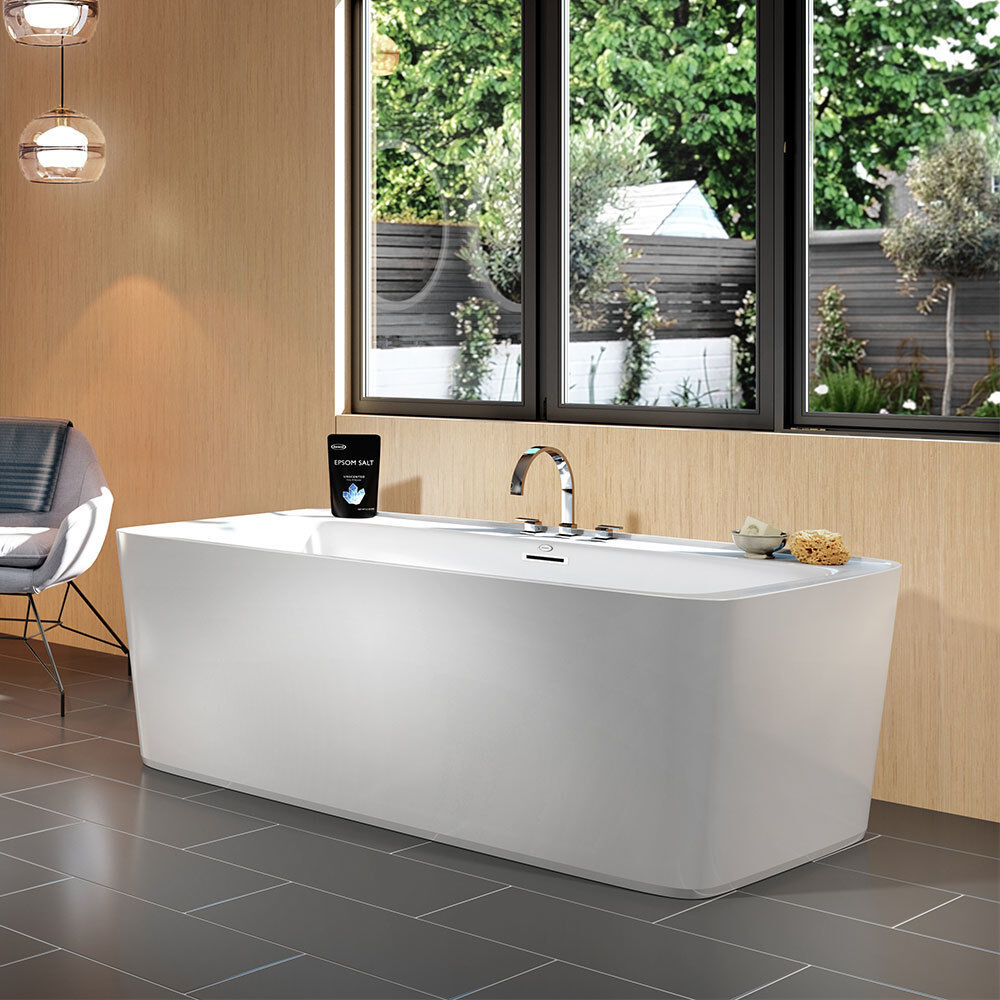 Adatto Freestanding Soaking Bath | Jacuzzi.com | Jacuzzi®