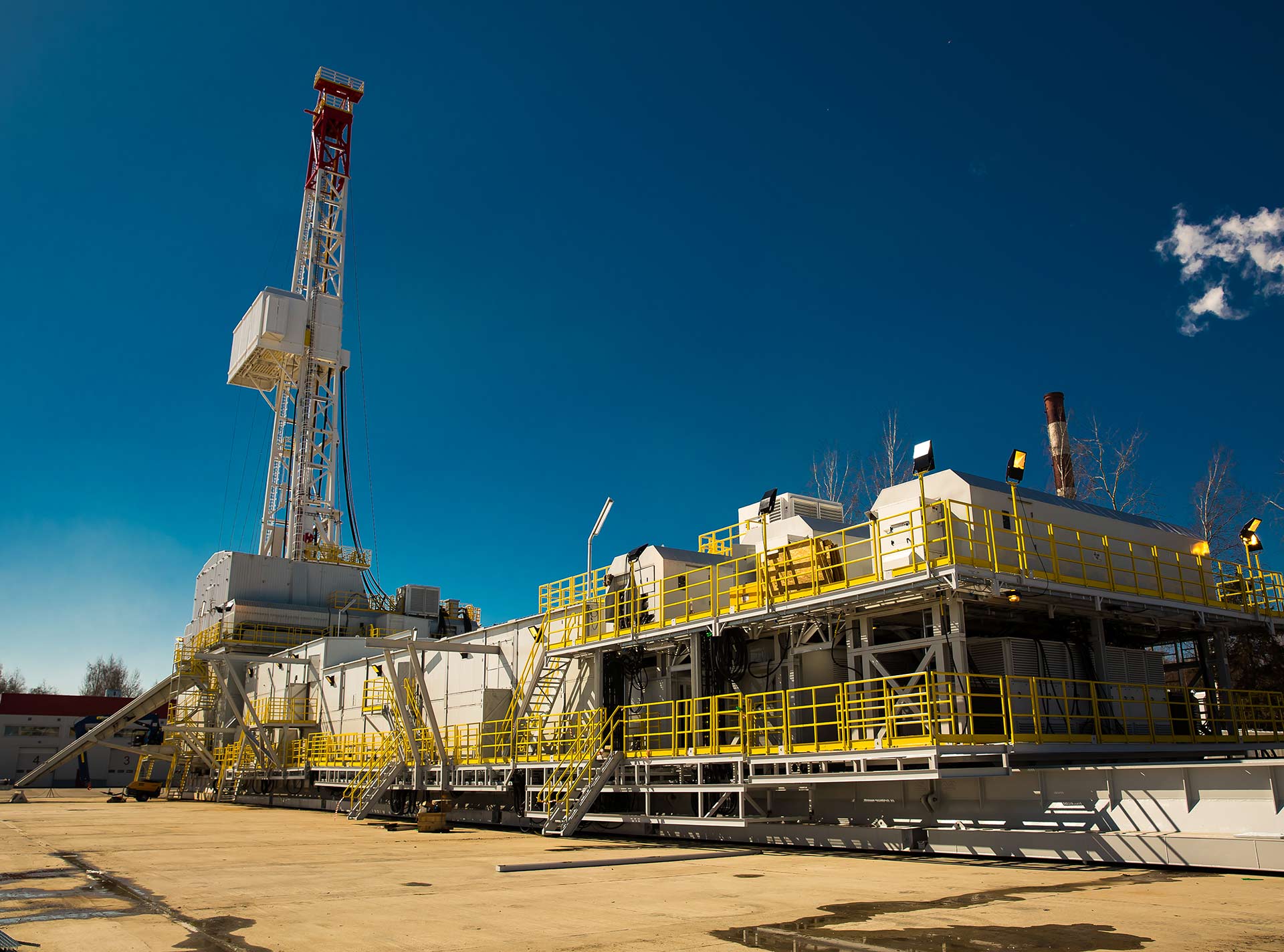 High-Spec' Land Rigs, Drilling Equipment Advances Proving Key In Shale  Plays - Cover Story - Magazine