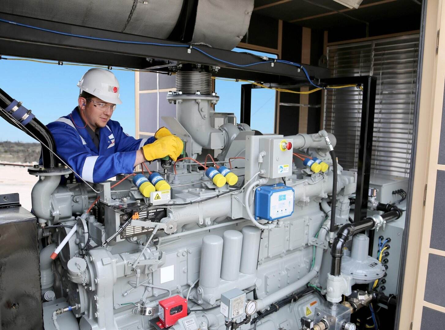 How to Maintain Industrial Generator for Easy Operation