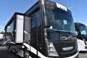 New 2023 Coachmen RV Sportscoach SRS 354QS Photo