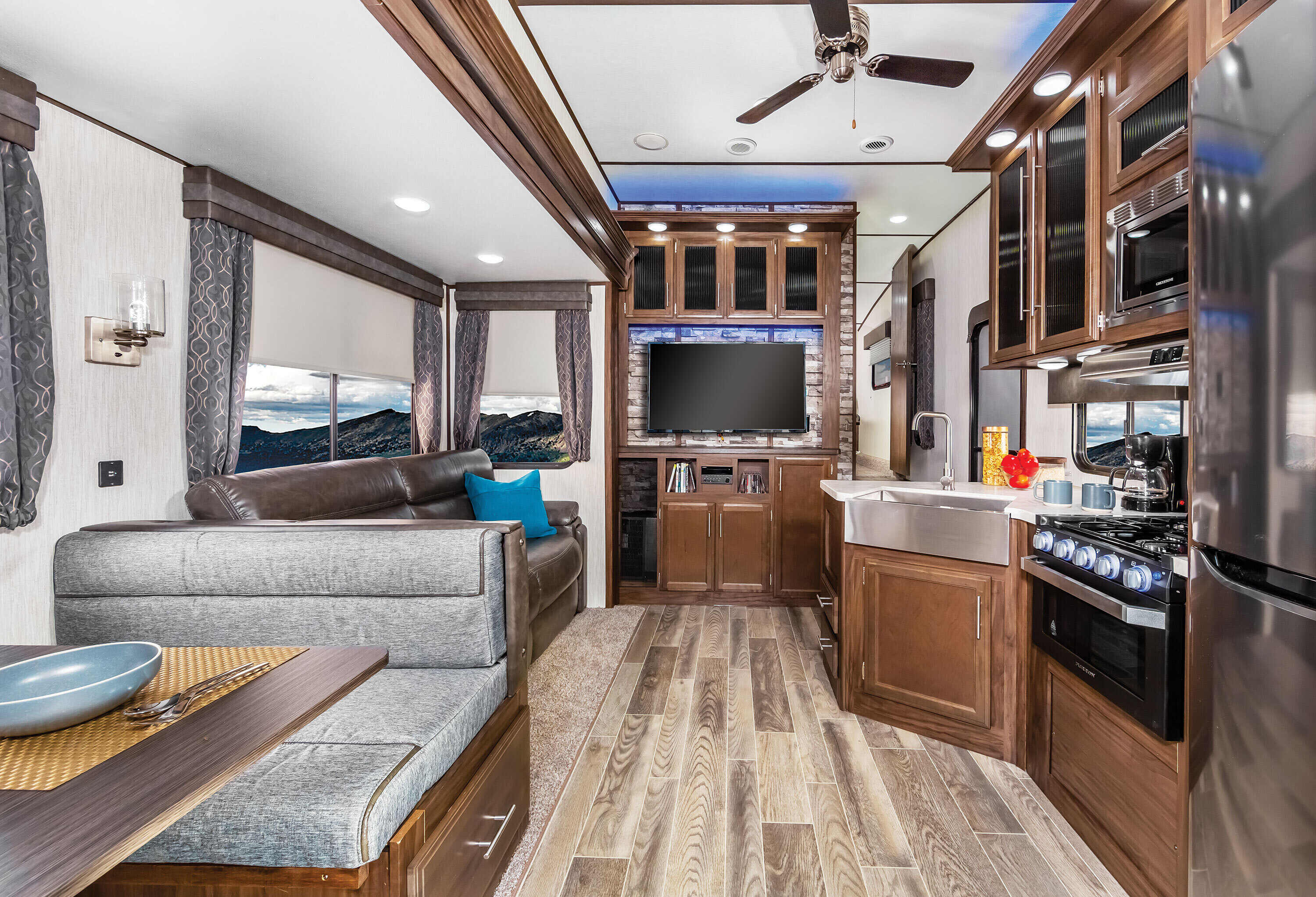 Top 4 Rvs For Fall And Winter Camping