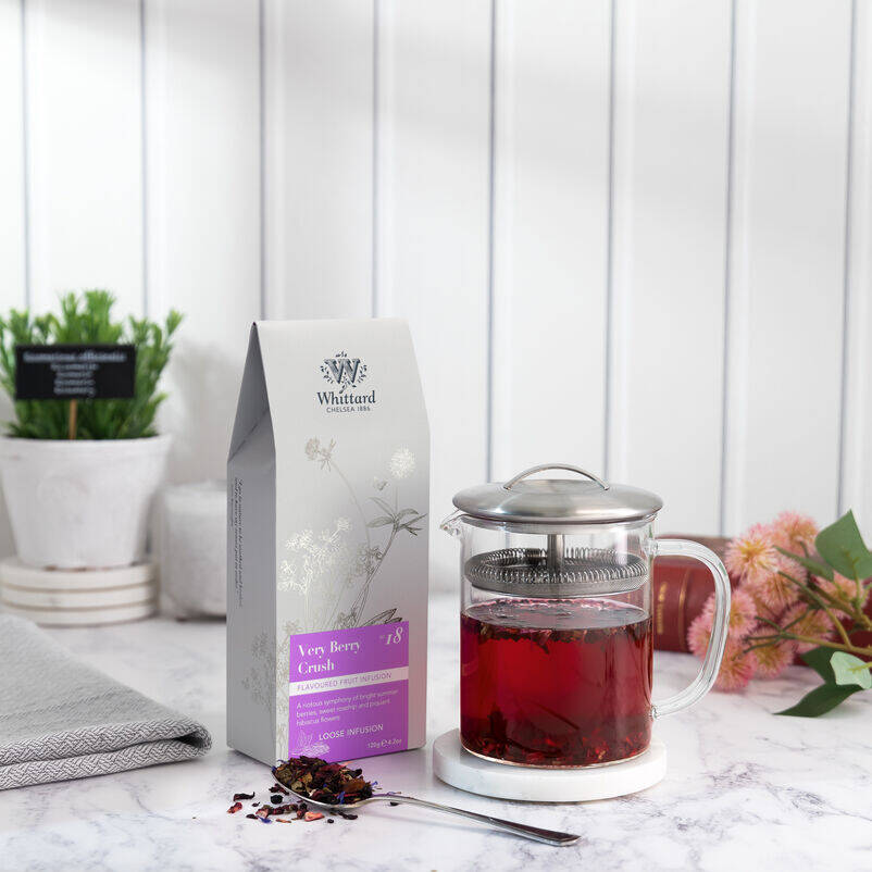 Very Berry Crush Loose Tea in Tea Pouch lifestyle