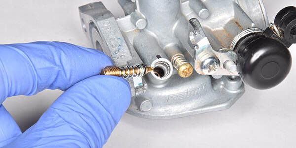 Carburettor air screw adjust and idling screw adjust with pulse engine  tachometer 