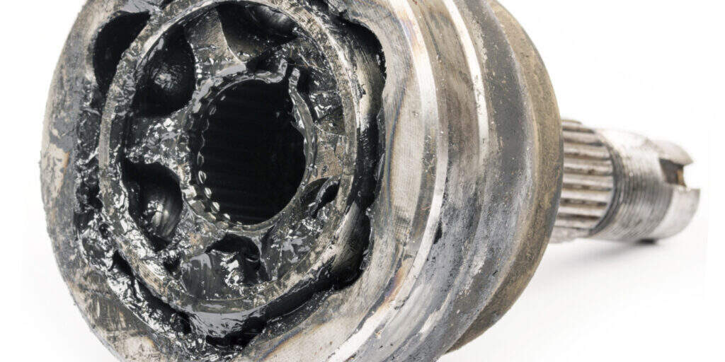 Avoid These 3 Common Mistakes When Lubricating Bearings 