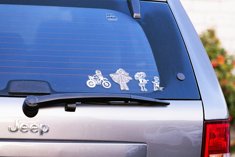 smart to apply and remove car decals - Professional Carwashing Detailing