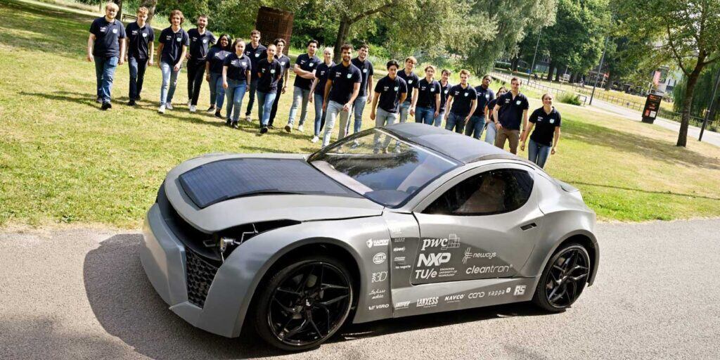 エルセラーン Car Clean Air Zem' car cleans the air by capturing CO2 it drives through