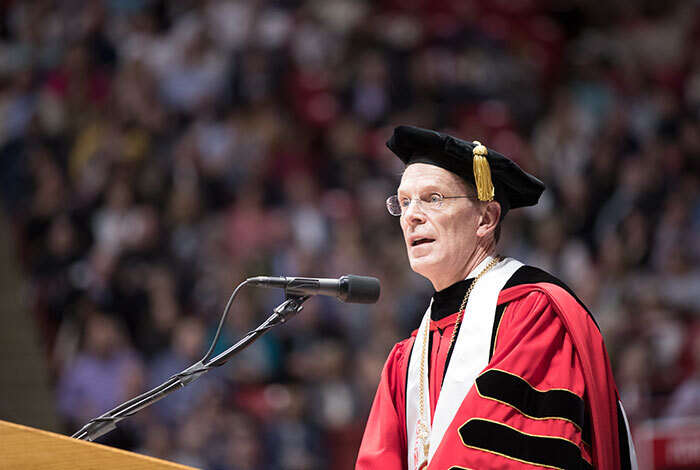 President Mearns 2019 Spring Commencement