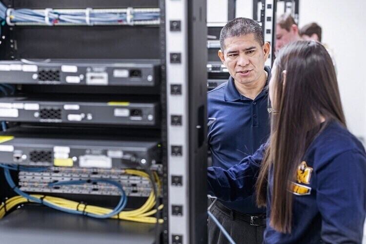 Murray State University’s statewide Program of Distinction in Cybersecurity continues to reach new milestones, reporting a fourth consecutive year of record enrollment.