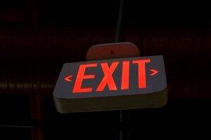 Emergency exit lighting installation
