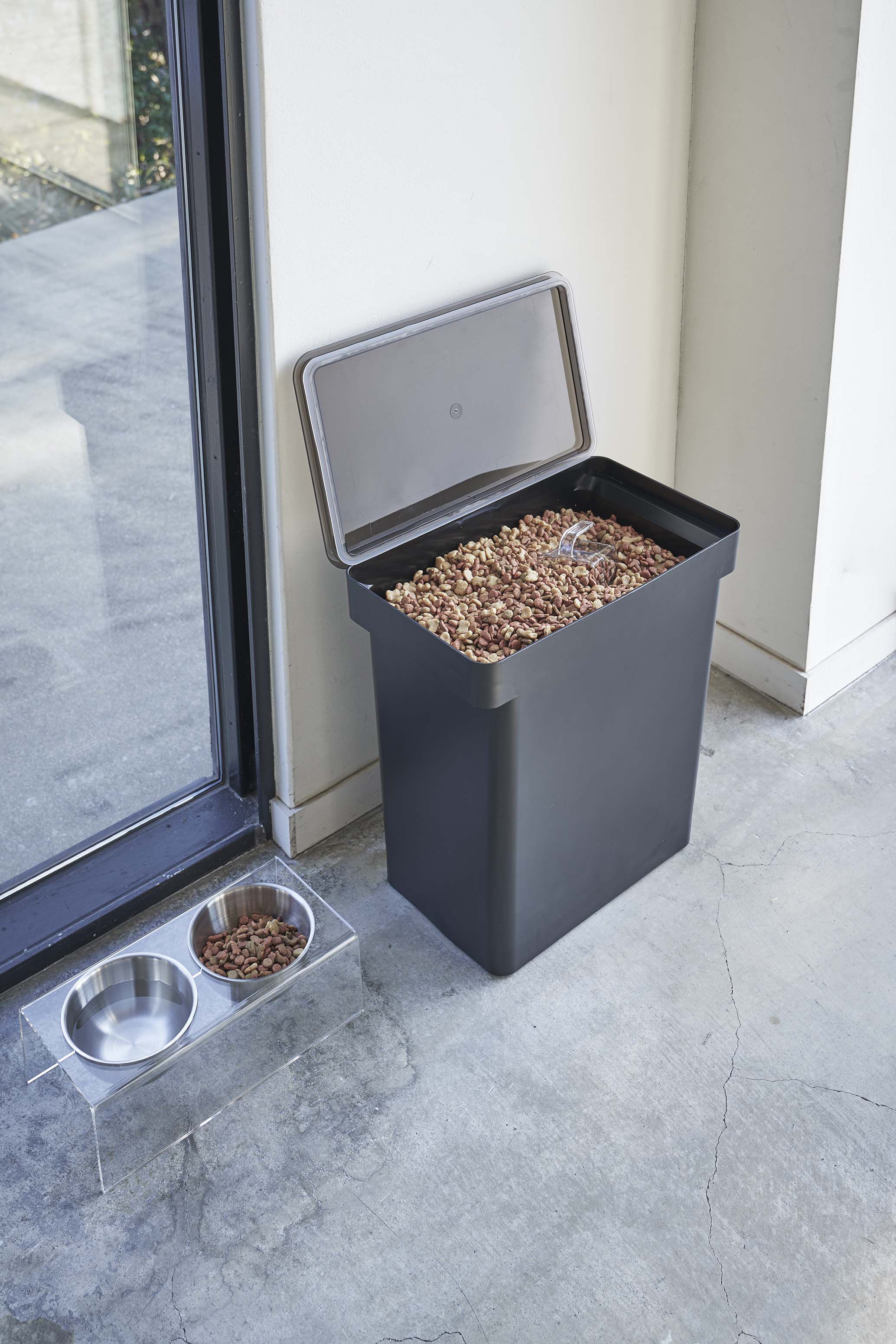 Airtight pet food container cheap