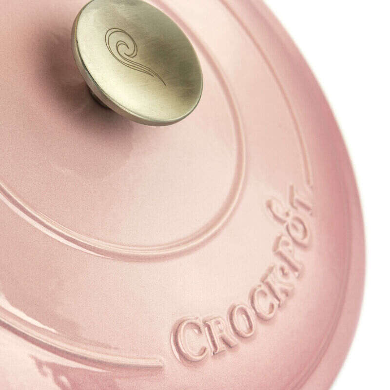 Crock-Pot Artisan 3 Quart Enamled Cast Iron Dutch Oven with Lid in Blush  Pink in the Cooking Pots department at