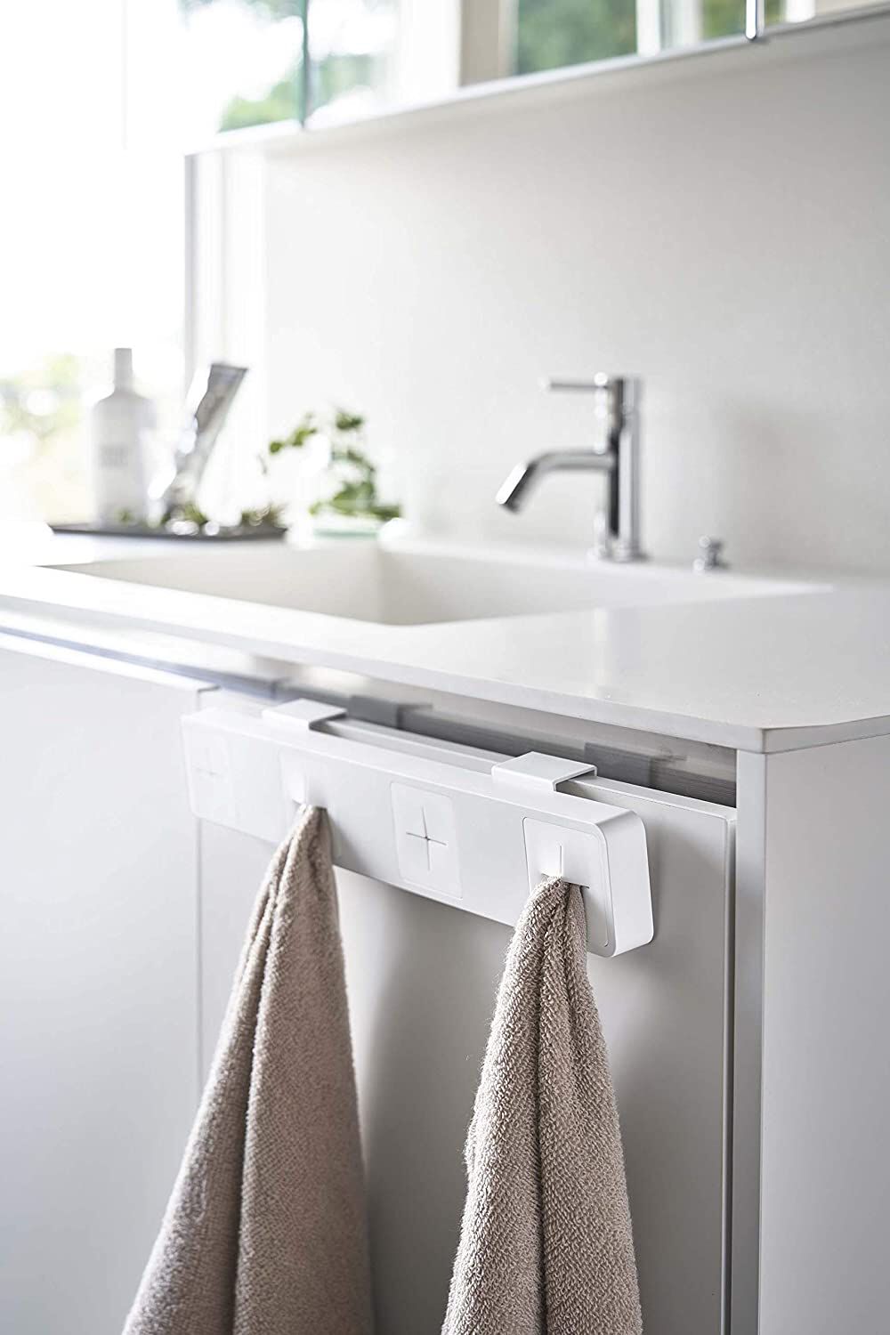 Push in tea online towel holder bunnings