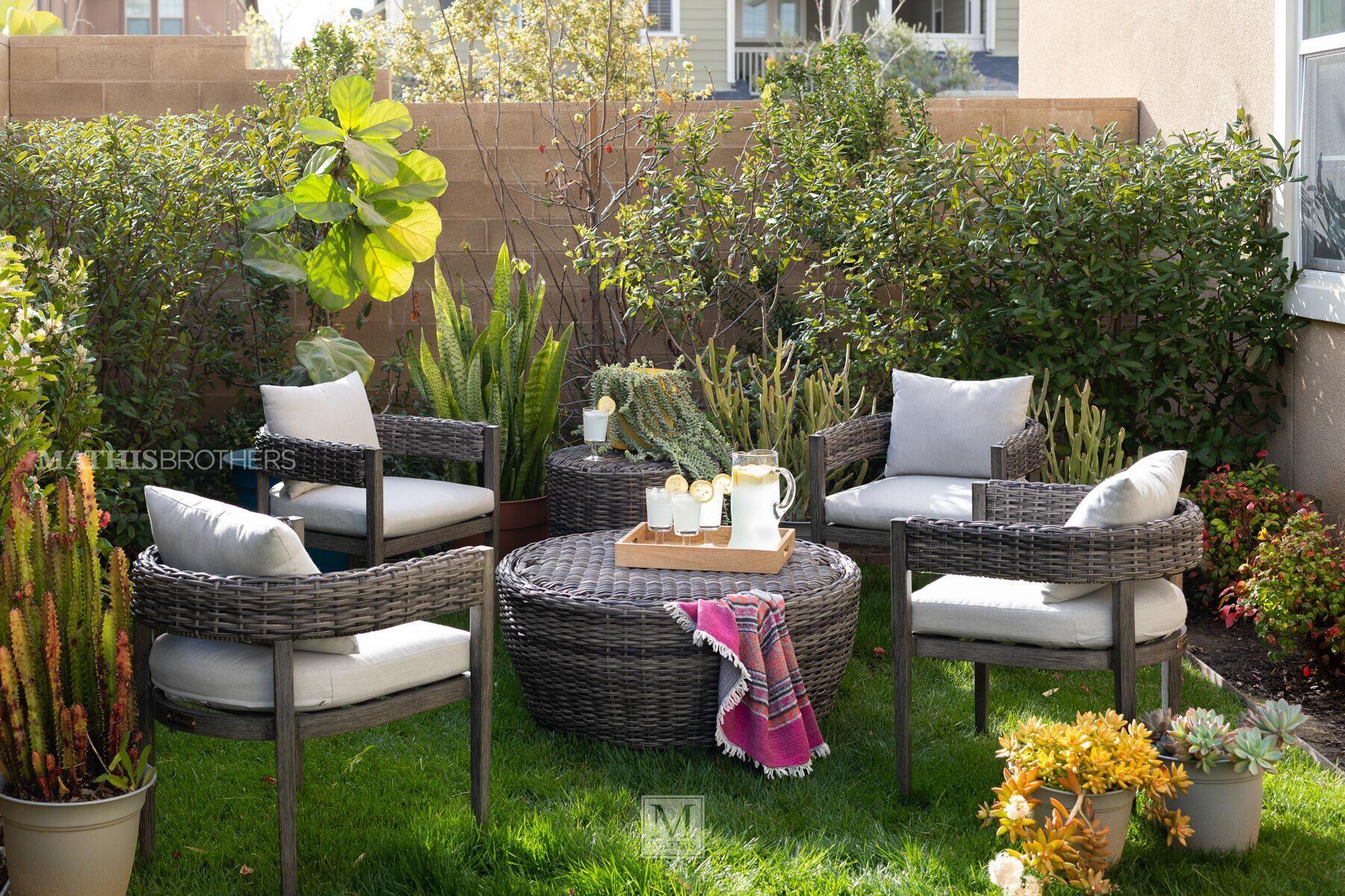 Mathis brothers outlet patio furniture