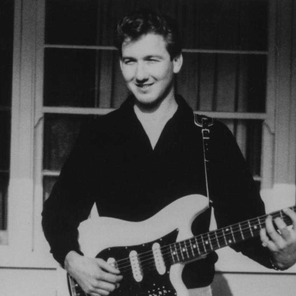 2001 Rock and Roll Hall of Fame Inductee James Burton