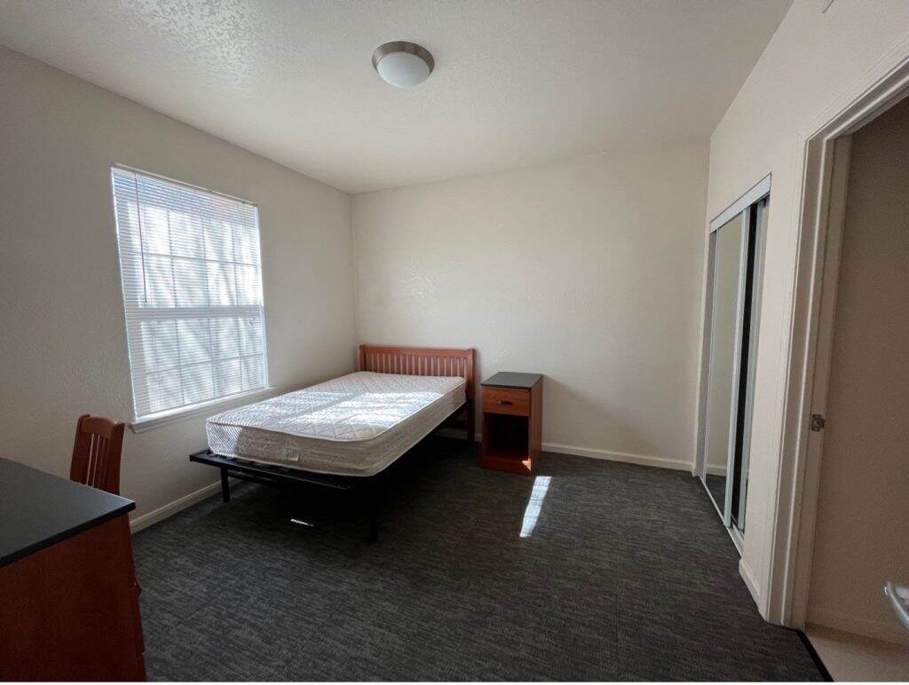 Oaks Room