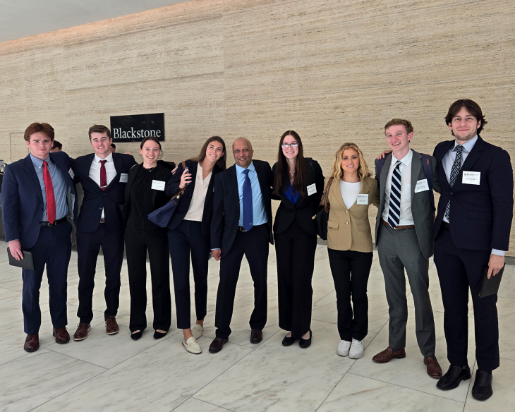Business Students exploring NYC from Elon University, a top school for business